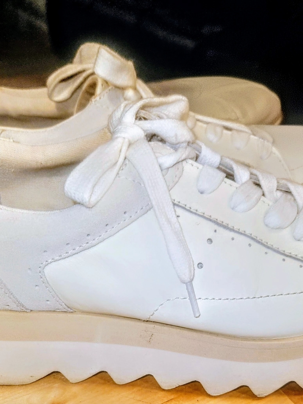 Dolce Vita White and Cream Platform Lace-Up Sneakers Size 8